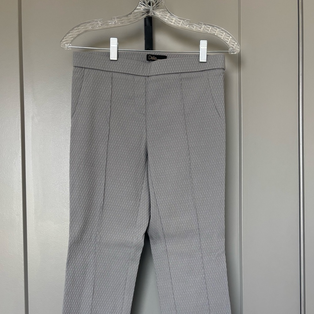 Dalia Textured Gray Women's Trousers